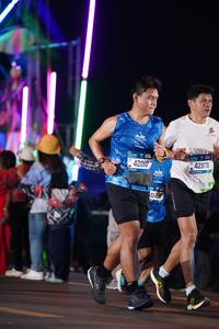 BIB: 42010, 4145, 42870
                            <button type="button" onclick="openModal(20751123)" class="btn btn-primary btn-sm float-right btn-popup" data-toggle="modal" data-target=".modal-high-quality">
                        <i class="fas fa-shopping-cart"></i> Add to Cart
                    </button>
                                            <button type="button" onclick="isThisMe(20751123, true)" class="btn btn-success btn-sm float-right btn-popup btn-isme hidden" data-toggle="tooltip" data-placement="bottom" title="นี่คือรูปของคุณใช่ไหม คลิกที่นี่เพื่อเอาเข้าอัลบั้ม">
                        <i class="fas fa-plus"></i> Add to album
                    </button>
                    <button type="button" onclick="isThisMe(20751123, false)" class="btn btn-warning btn-sm float-right btn-popup btn-isnotme hidden">
                        <i class="fas fa-ban"></i> Remove from album
                    </button>
